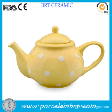 High Quality Yellow Dotted Teapot